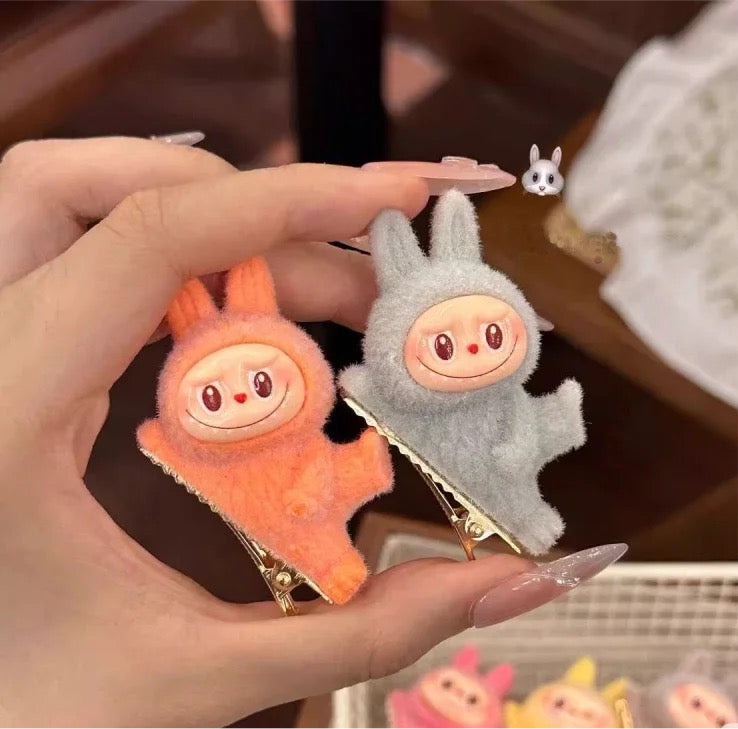 Labubu Chill Clip – Cute Desk Accessory & Paper Holder